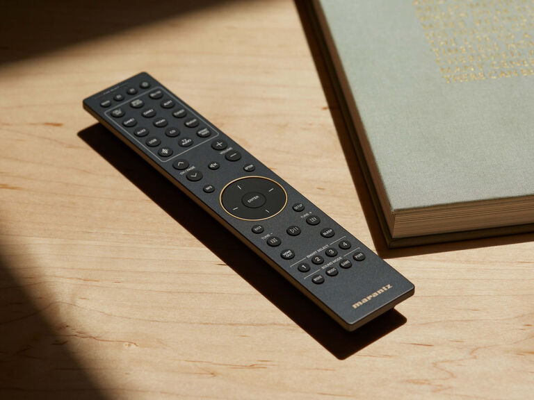 CINEMA 30 - Black Remote