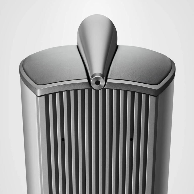 805 D4 - White top back close up view