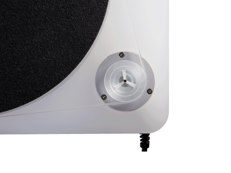 TT15S1 - White closeup view