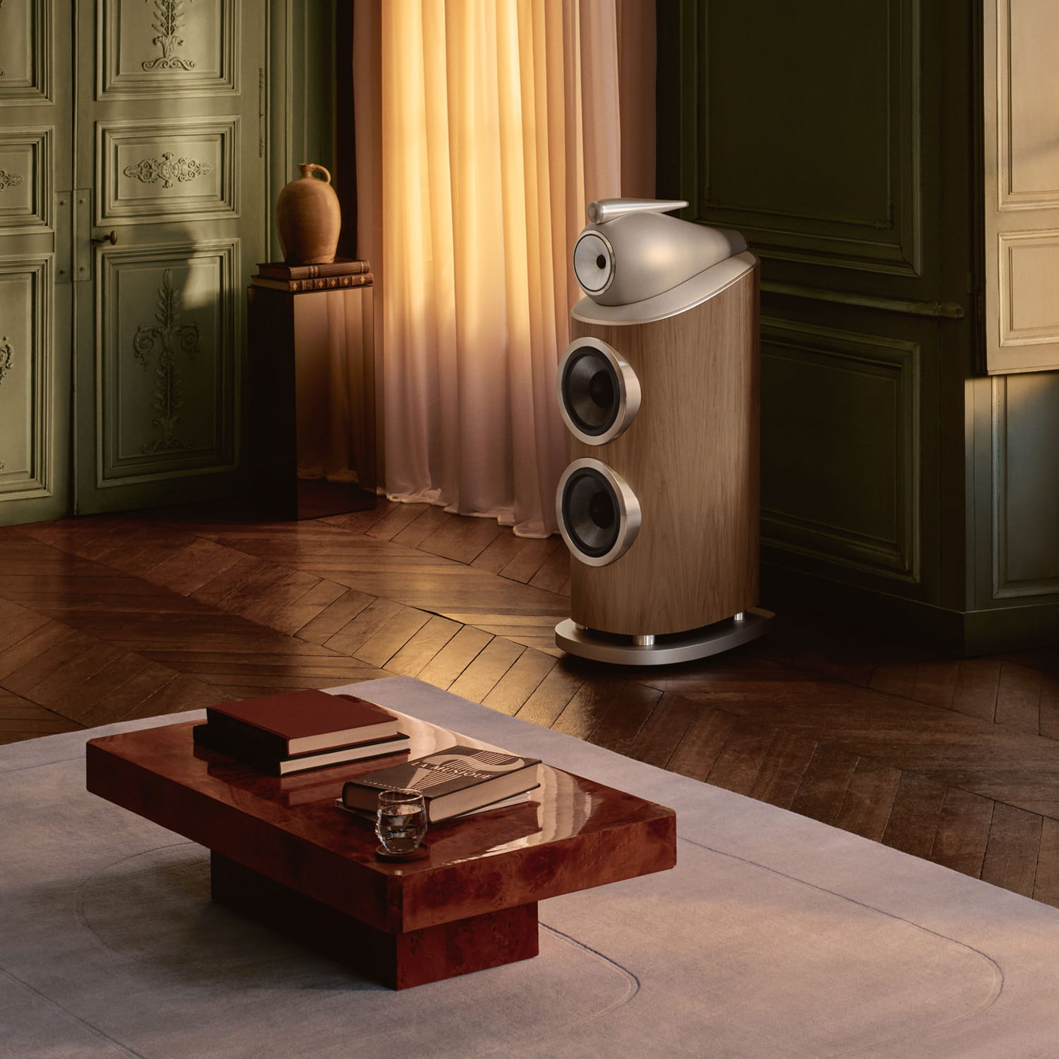 801 D5 - Tower speaker